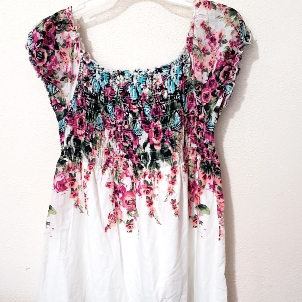Oxxo Summer Dress Bohemian White with Roses Puff Short Sleeves Size Medium